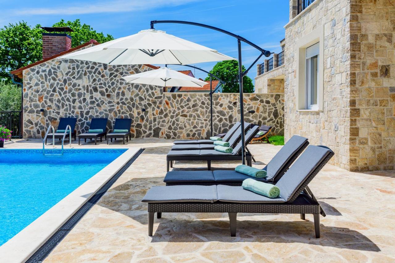 Luxury Stone Villa With Pool - Brisevo Eksteriør bilde